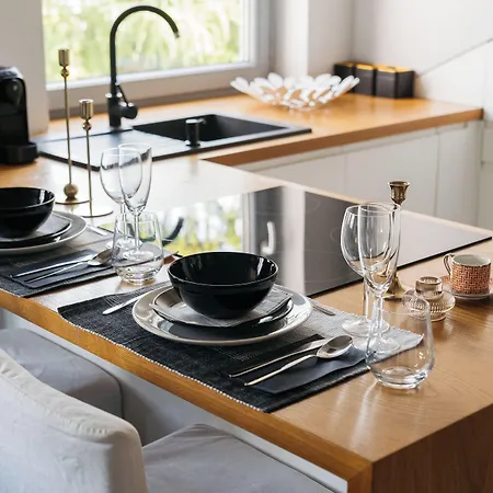 Meadows9 Apartment By Cracovia Prime Апартаменты